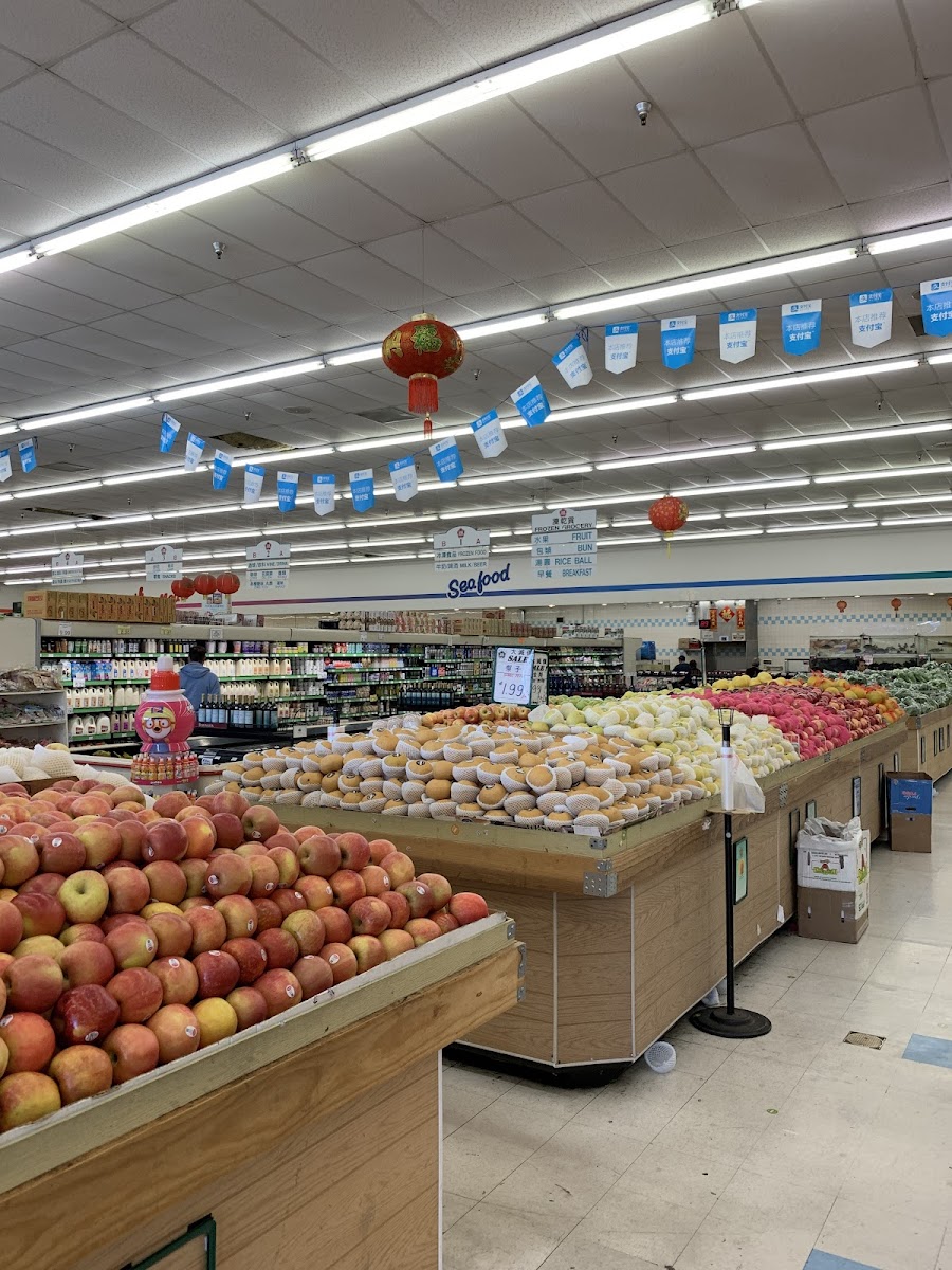 Arcadia Supermarket